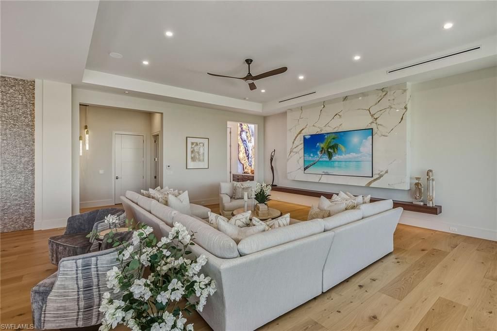 598 Spinnaker Dr, Marco Island, FL 34145 Photo