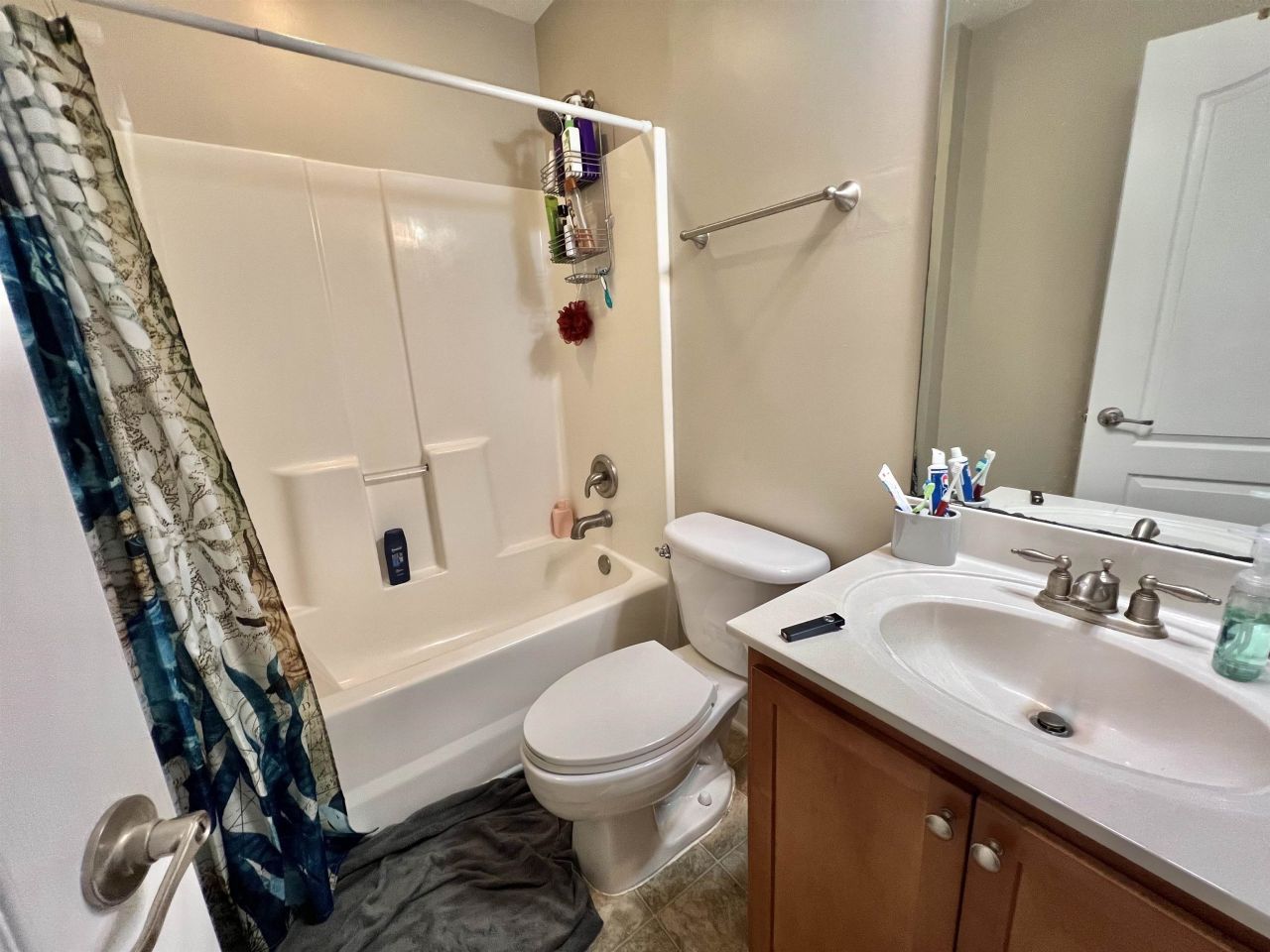 1062 Fairway Ln.  Photo 13