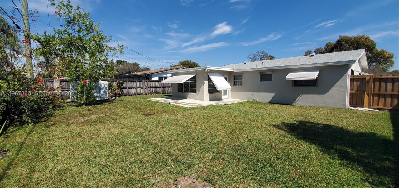 1900 N 32nd Ct , Hollywood, FL 33021 Photo