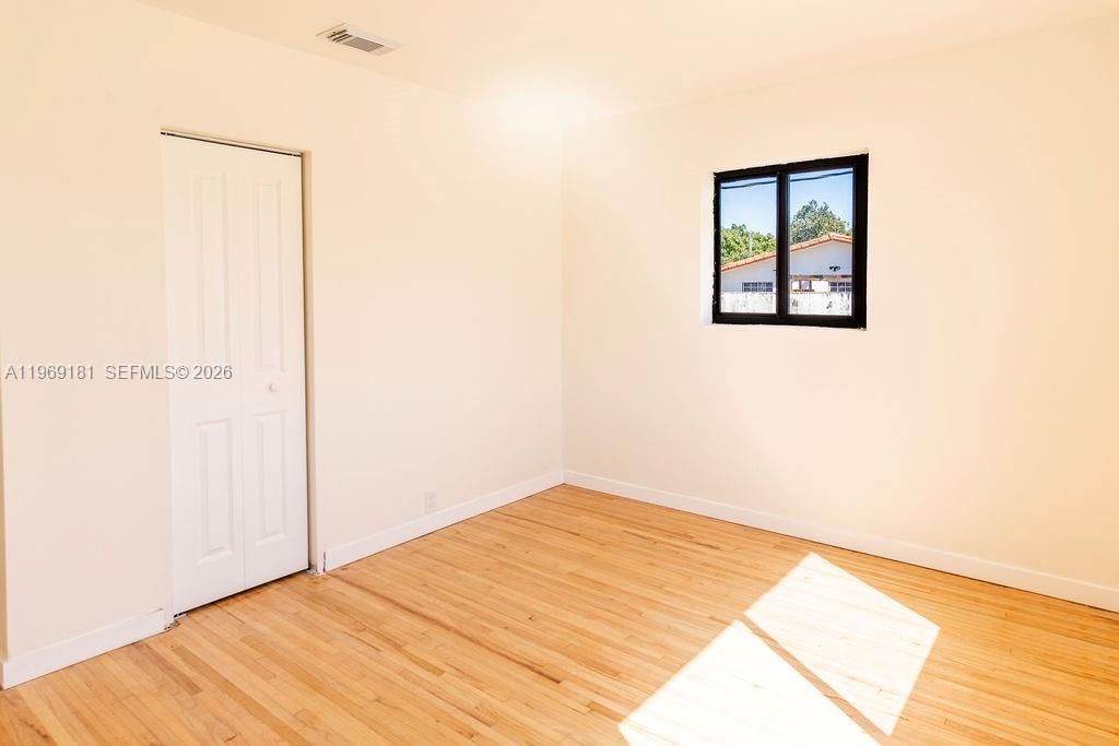 415 E 52nd St, Hialeah, FL 33013 Photo