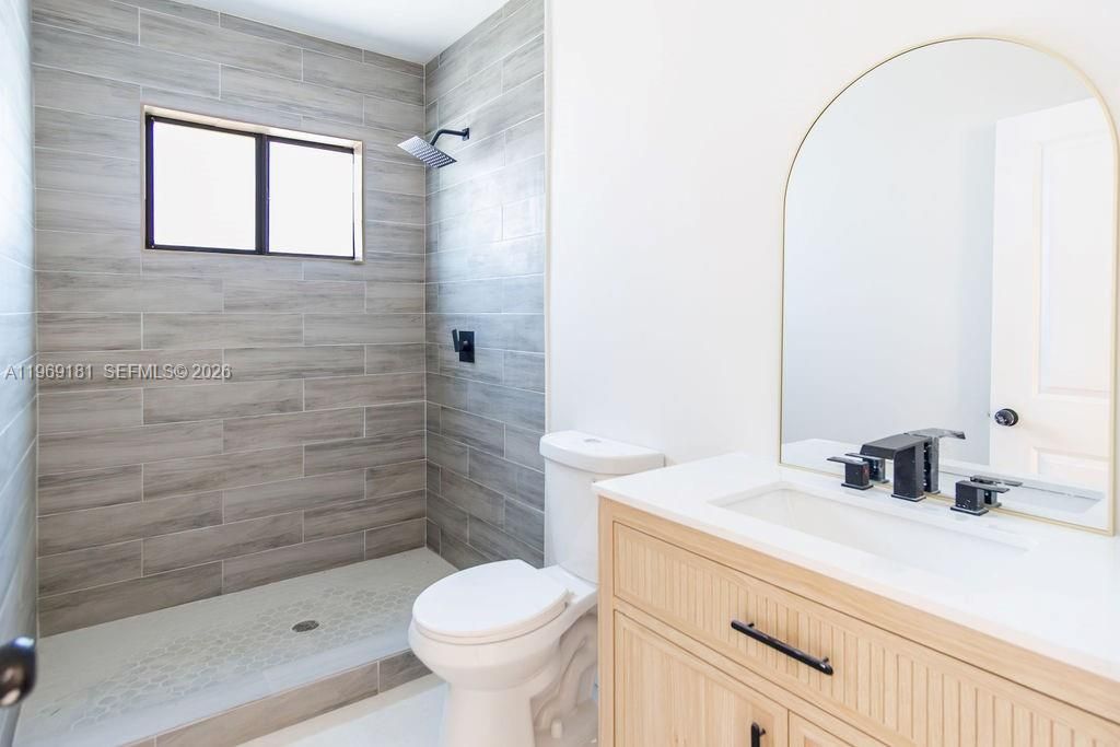 415 E 52nd St, Hialeah, FL 33013 Photo