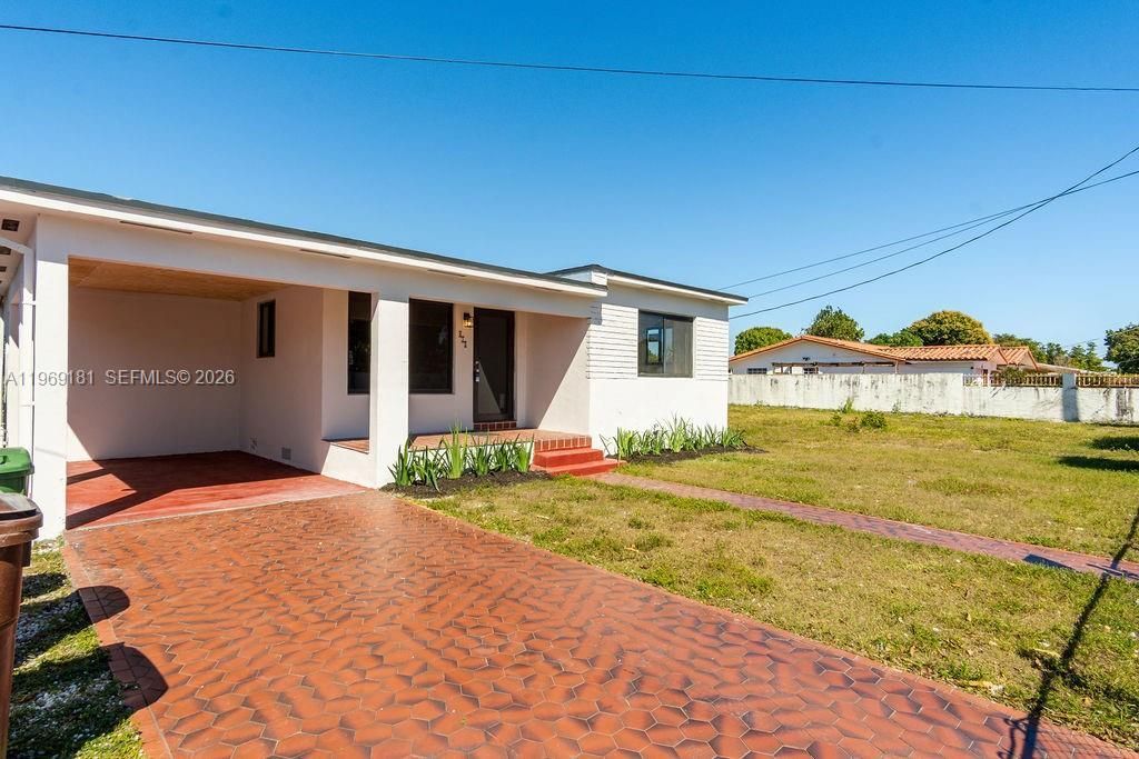 415 E 52nd St, Hialeah, FL 33013 Photo
