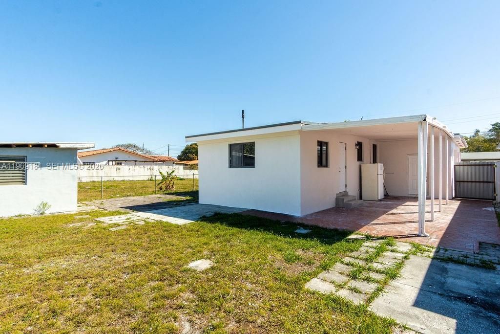 415 E 52nd St, Hialeah, FL 33013 Photo