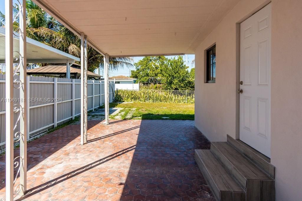 415 E 52nd St, Hialeah, FL 33013 Photo