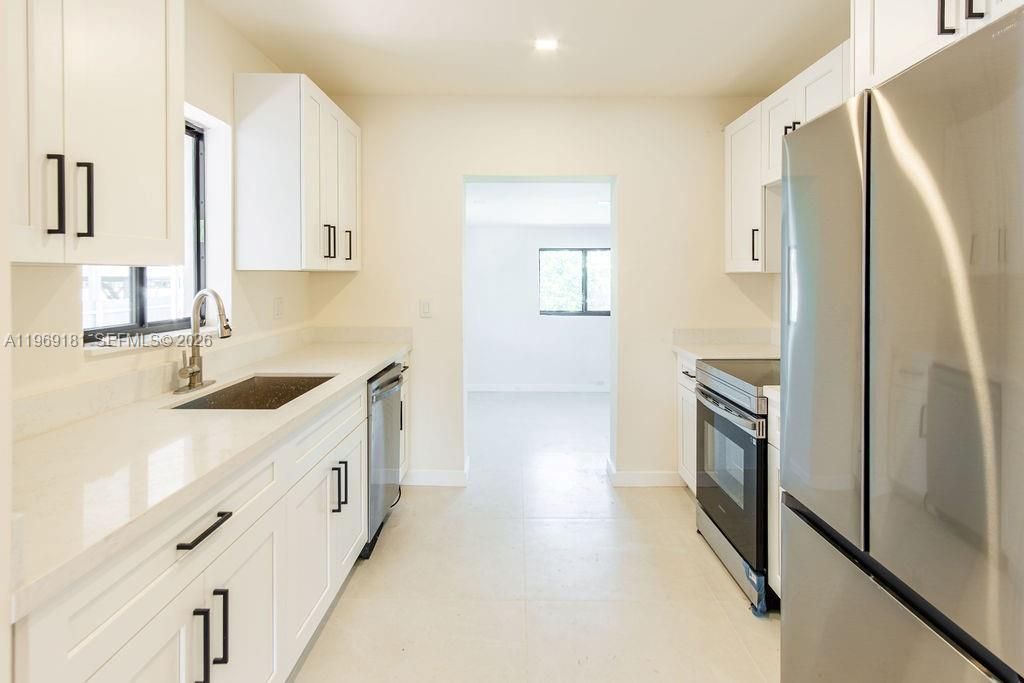 415 E 52nd St, Hialeah, FL 33013 Photo