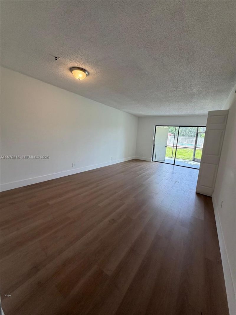 3400 Foxcroft Rd, Unit 107, Miramar, FL 33025 Photo