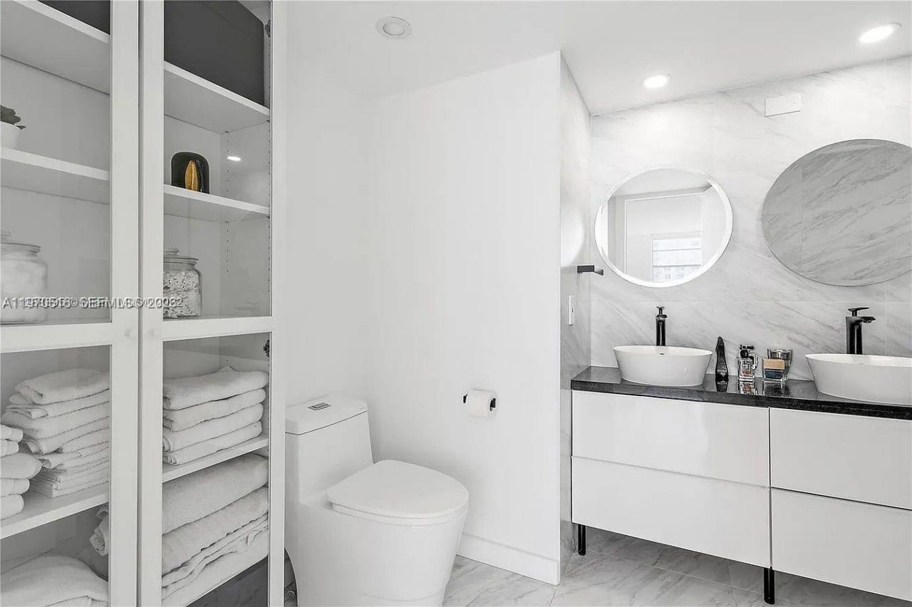 2801 NE 183rd St , Unit 1016W, Aventura, FL 33160 Photo