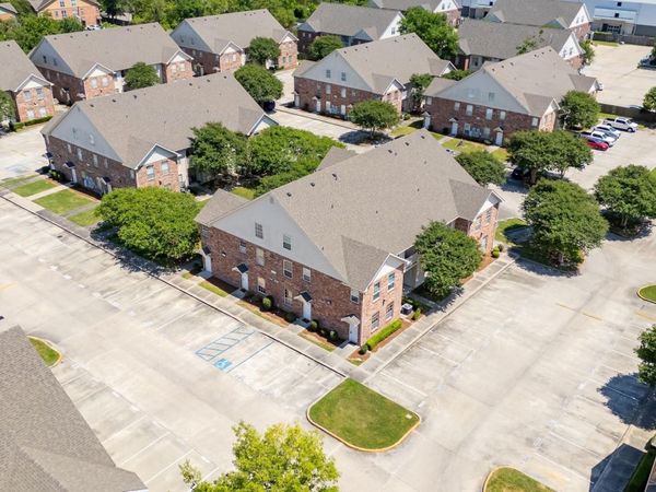 4441 Burbank Dr, Unit #604, Baton Rouge, LA 70820