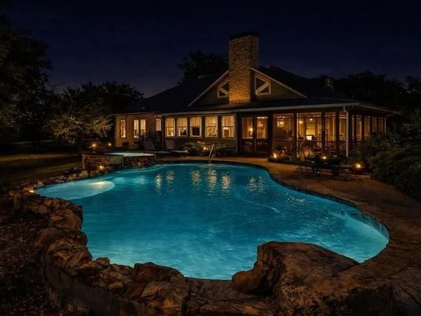 1179 E FM 813, Palmer, TX 75152