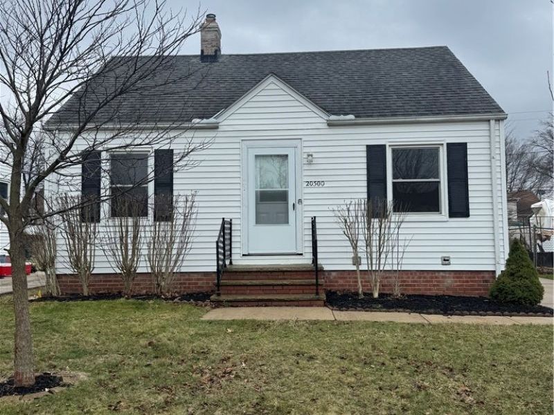 20500 Morris Avenue, Euclid, OH 44123 Photo 1