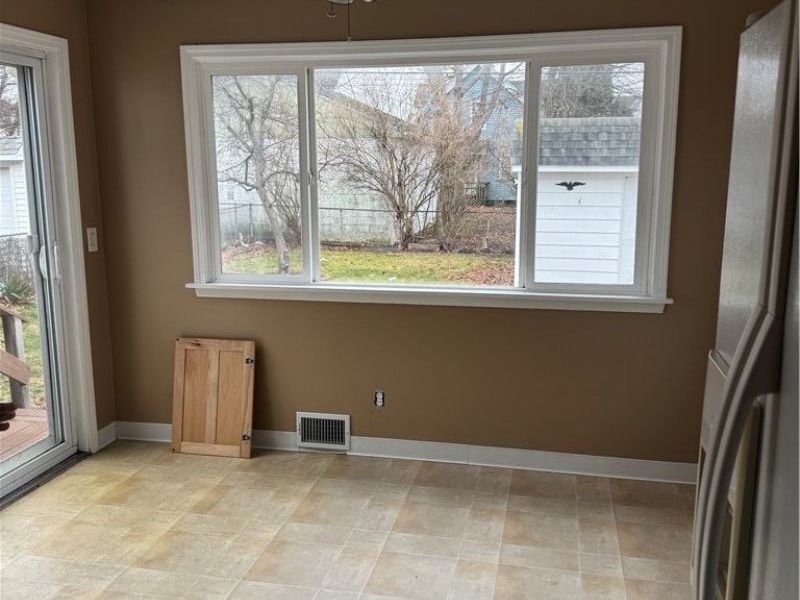 20500 Morris Avenue, Euclid, OH 44123 Photo 8