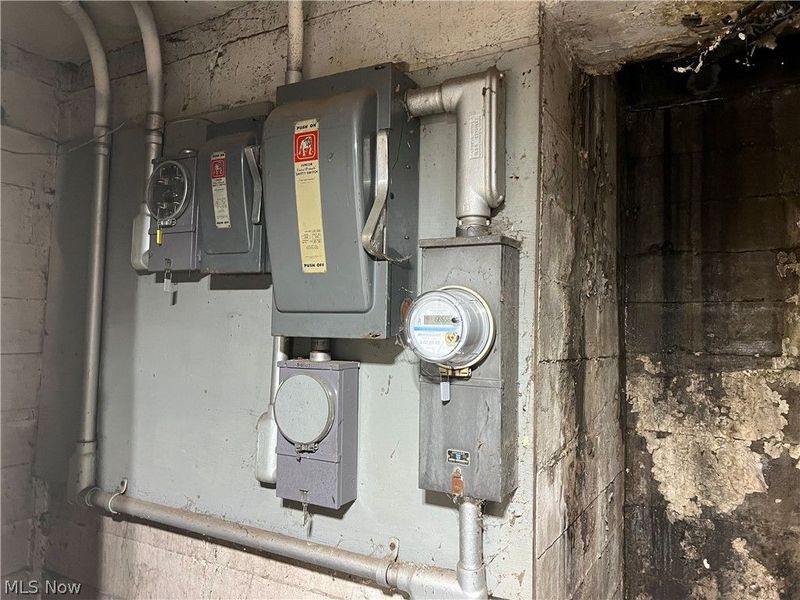 223 Broad Street, Conneaut, OH 44030 Photo 15