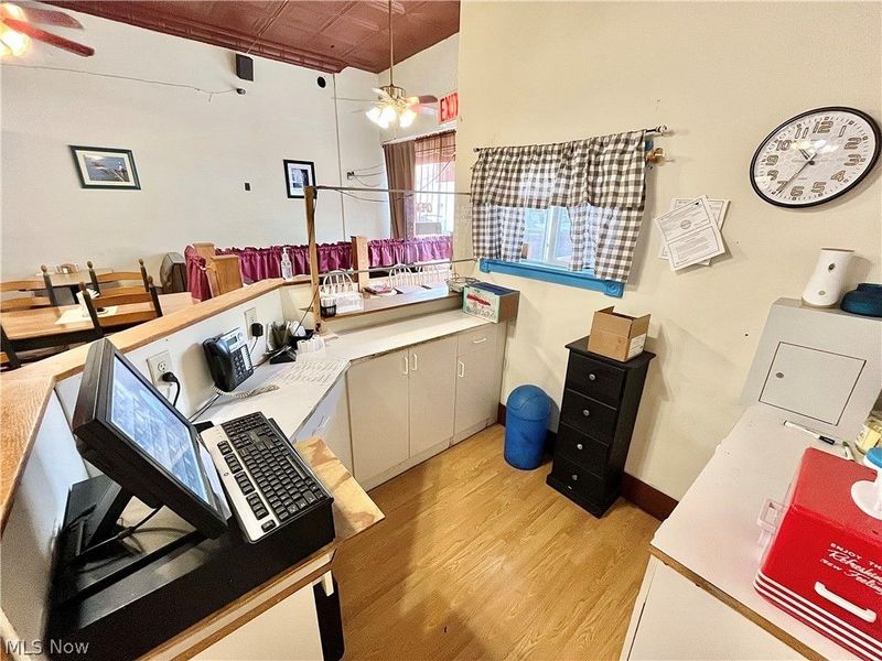 223 Broad Street, Conneaut, OH 44030 Photo 5