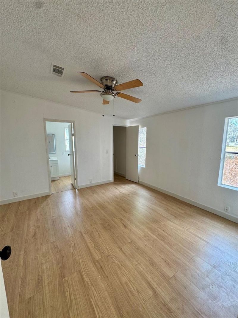 26931 Deacon Loop, Zephyrhills, FL 33544 Photo