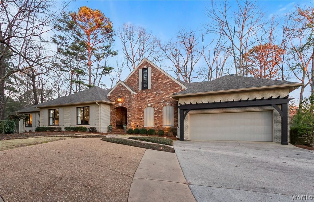 7623 Lakeview Avenue Ne, Tuscaloosa, AL 35406 Main Photo