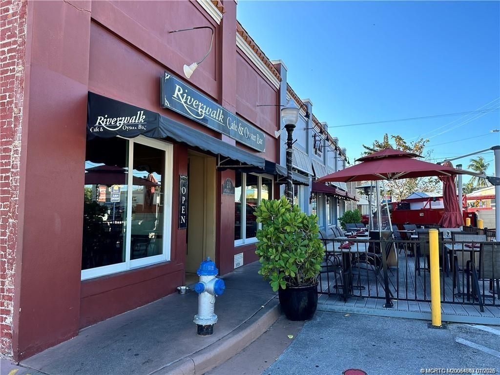 378 NE Wharfs Way, Jensen Beach, FL 34957 Photo