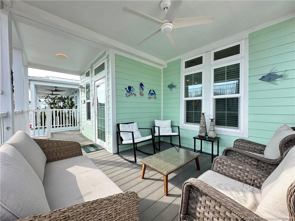 378 NE Wharfs Way, Jensen Beach, FL 34957 Photo