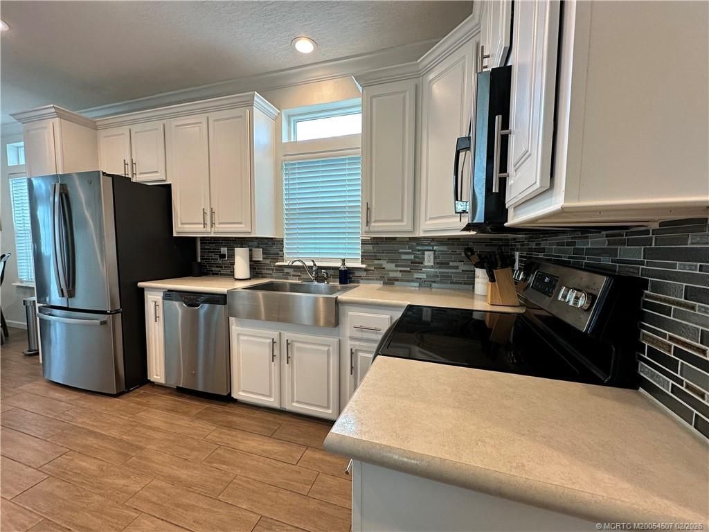 378 NE Wharfs Way, Jensen Beach, FL 34957 Photo