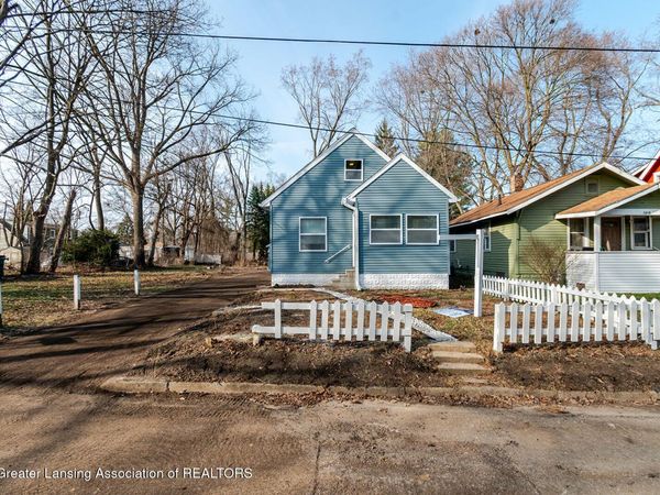 1418 Keeney Court, Lansing, MI 48915