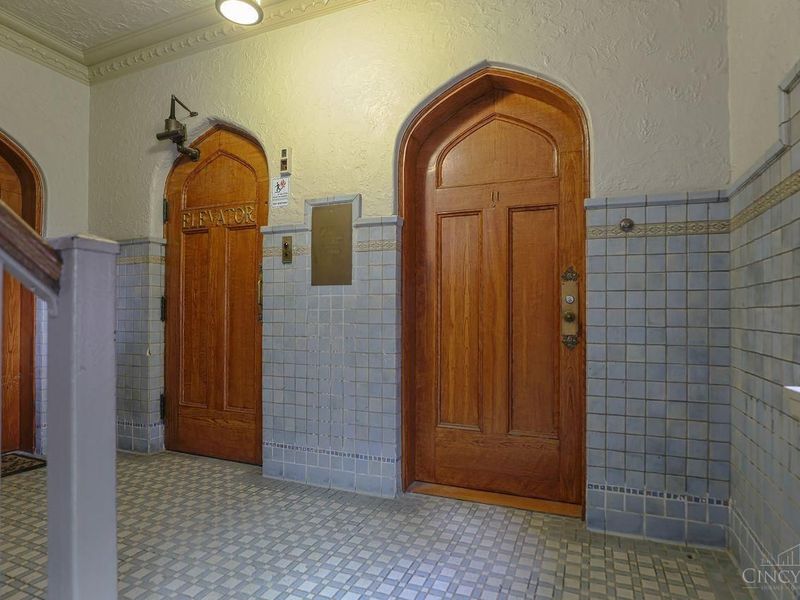 2324 Park Avenue, Unit 11, Cincinnati, OH 45206 Photo 6