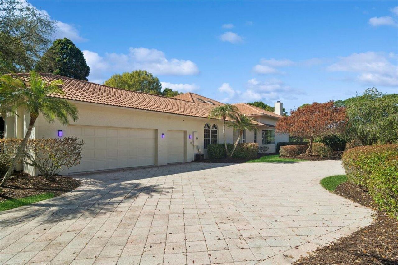 9680 Landings Drive, Port Saint Lucie, FL 34986 Photo