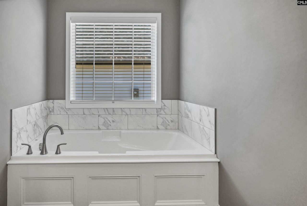 129 Rapid Run Road Photo 21