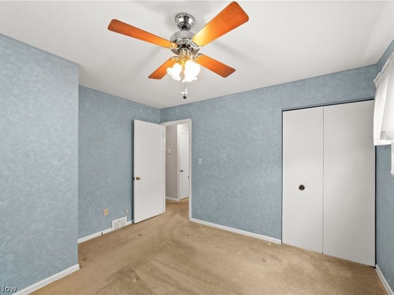 5889 Westbrook Drive, Brook Park, OH 44142 Photo 14