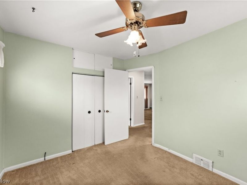 5889 Westbrook Drive, Brook Park, OH 44142 Photo 17