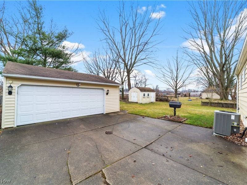 5889 Westbrook Drive, Brook Park, OH 44142 Photo 29