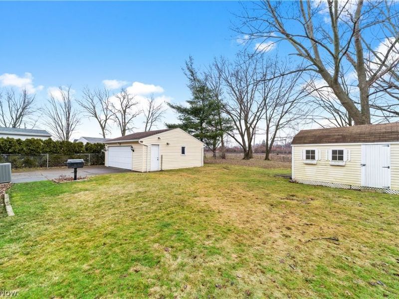 5889 Westbrook Drive, Brook Park, OH 44142 Photo 31