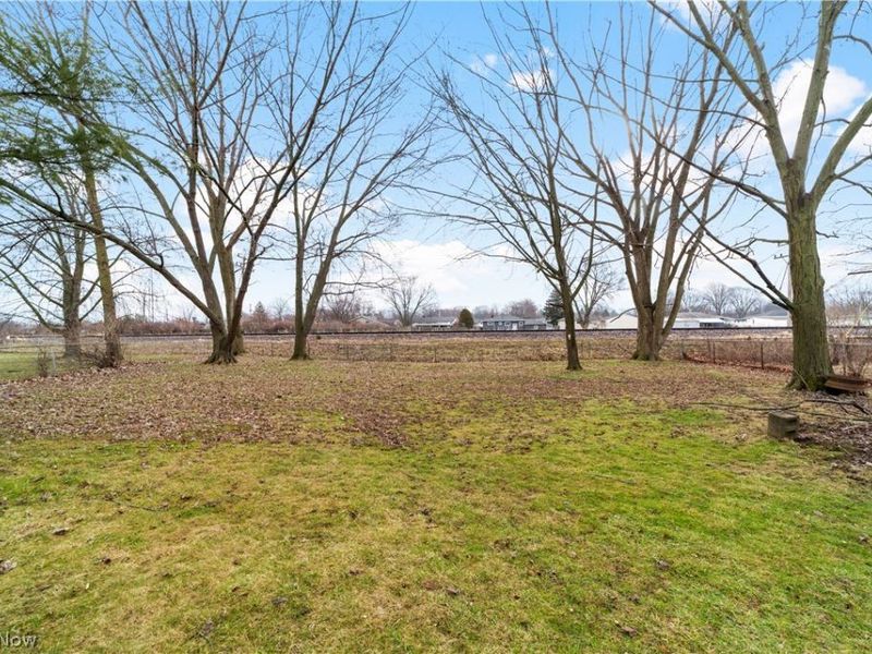 5889 Westbrook Drive, Brook Park, OH 44142 Photo 33