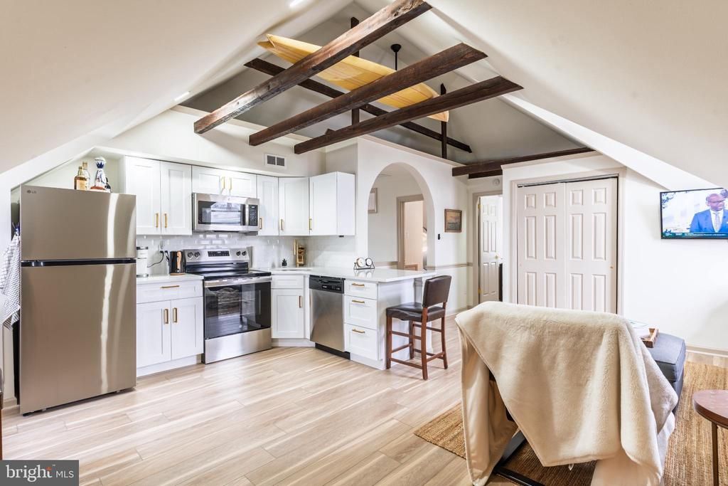 22 S Haddon Avenue, Unit 6, Haddonfield, NJ 08033 Main Photo