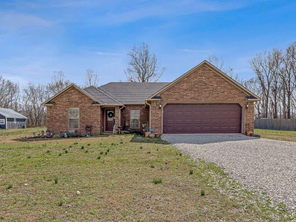 73 County Road 303, Jonesboro, AR 72401