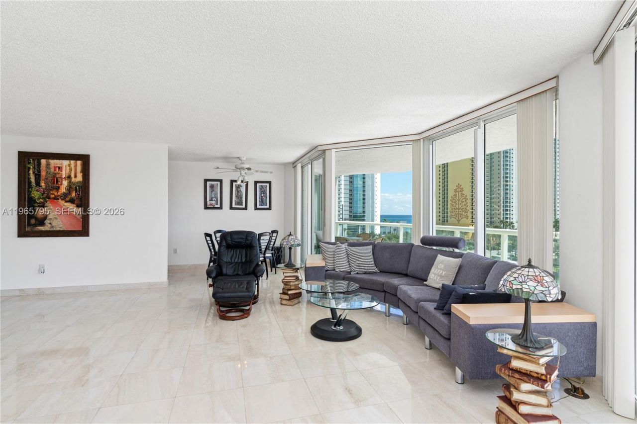 16400 Collins Ave , Unit 744, Sunny Isles Beach, FL 33160 Photo