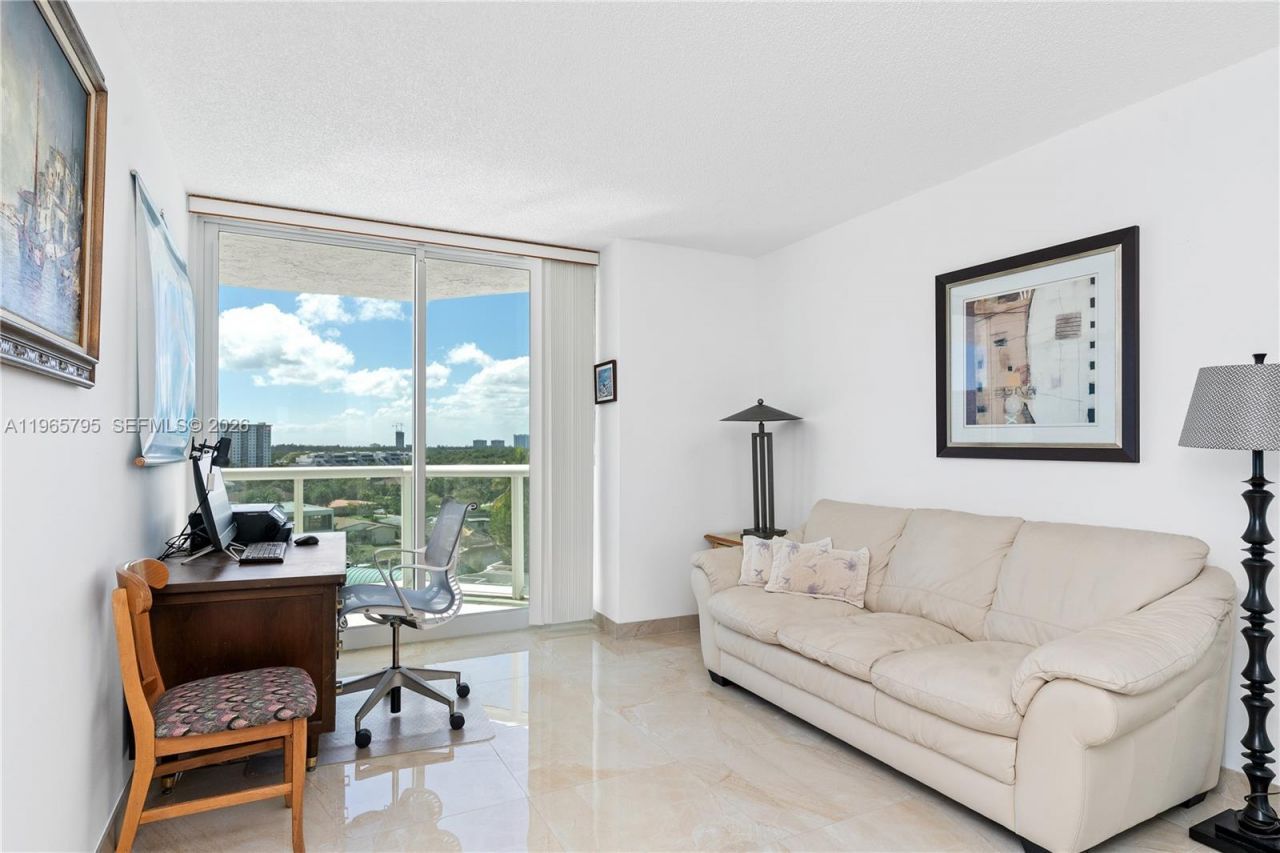 16400 Collins Ave , Unit 744, Sunny Isles Beach, FL 33160 Photo