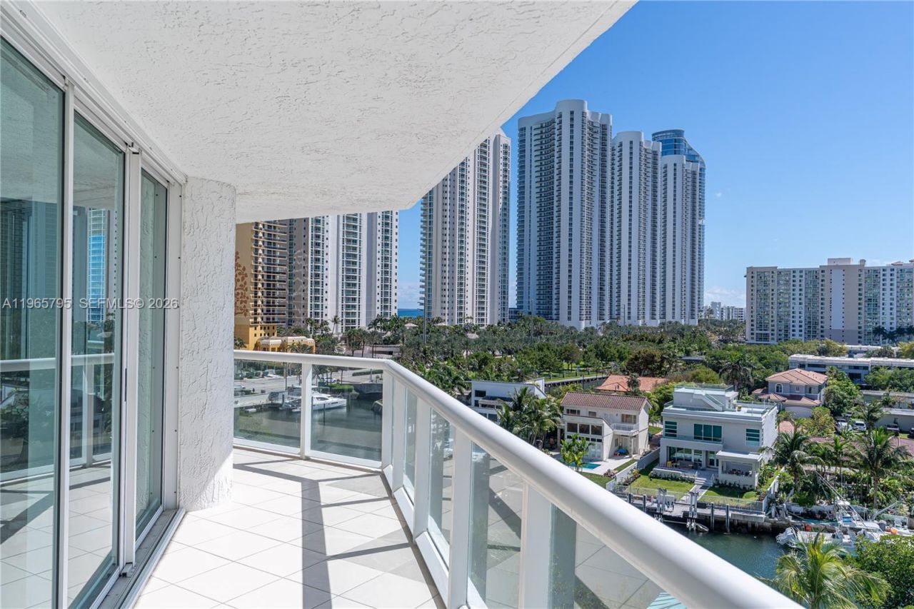 16400 Collins Ave , Unit 744, Sunny Isles Beach, FL 33160 Photo
