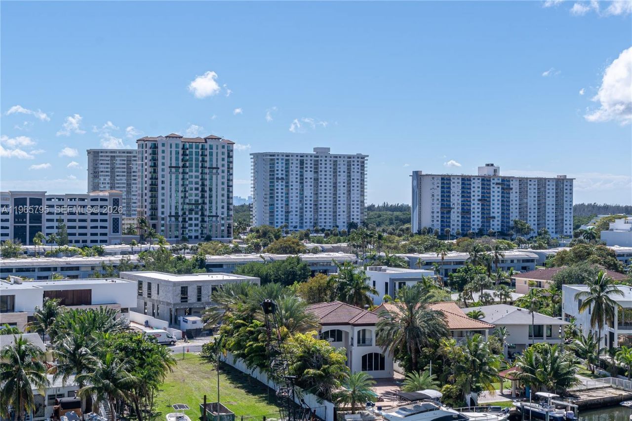 16400 Collins Ave , Unit 744, Sunny Isles Beach, FL 33160 Photo