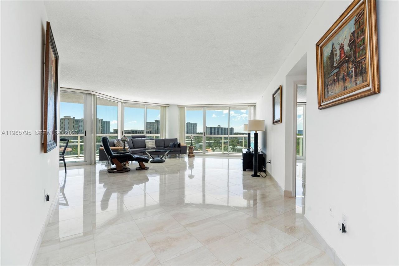 16400 Collins Ave , Unit 744, Sunny Isles Beach, FL 33160 Photo