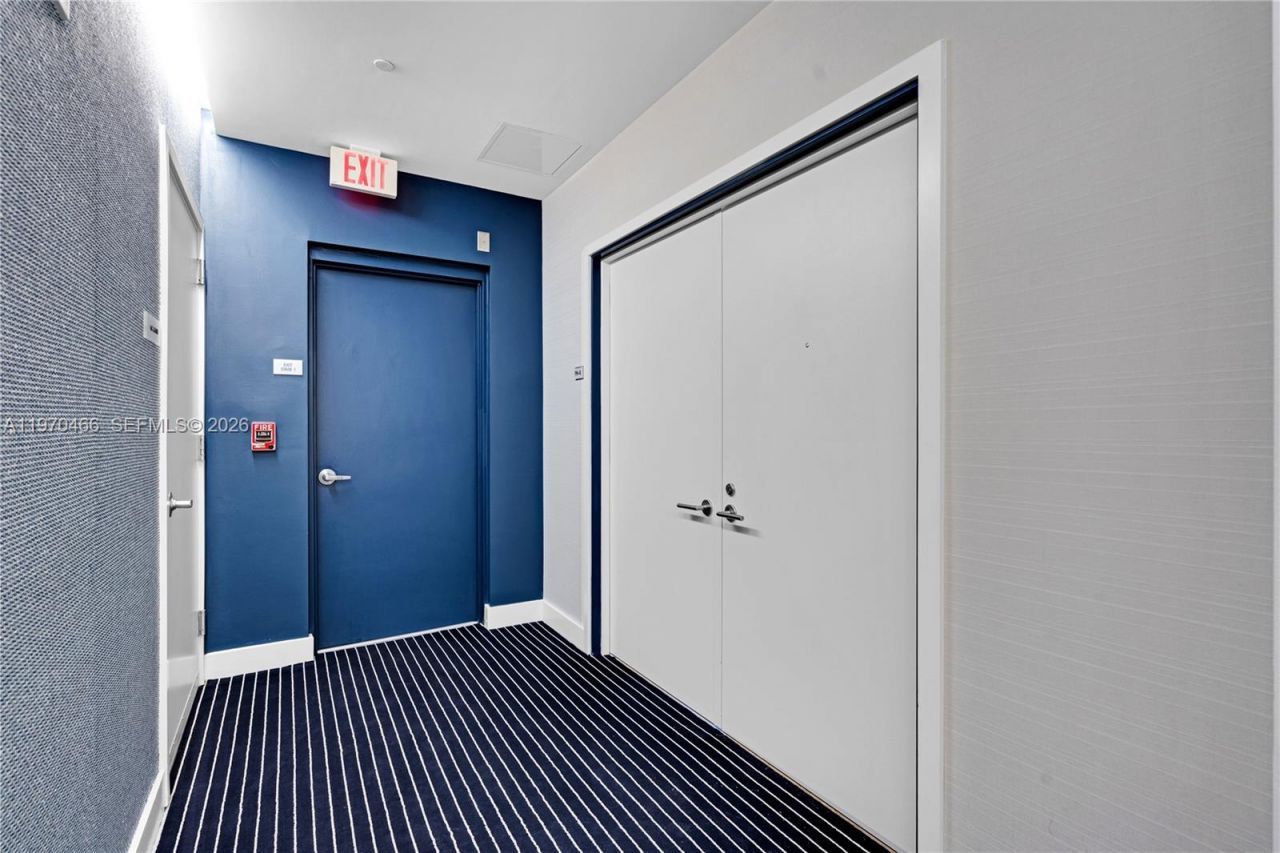 1445 16th St , Unit PH-4, Miami Beach, FL 33139 Photo