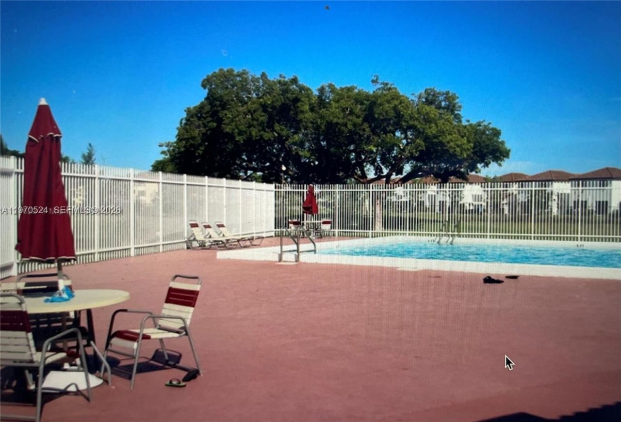 3470 Foxcroft Rd, Unit 307, Miramar, FL 33025 Photo