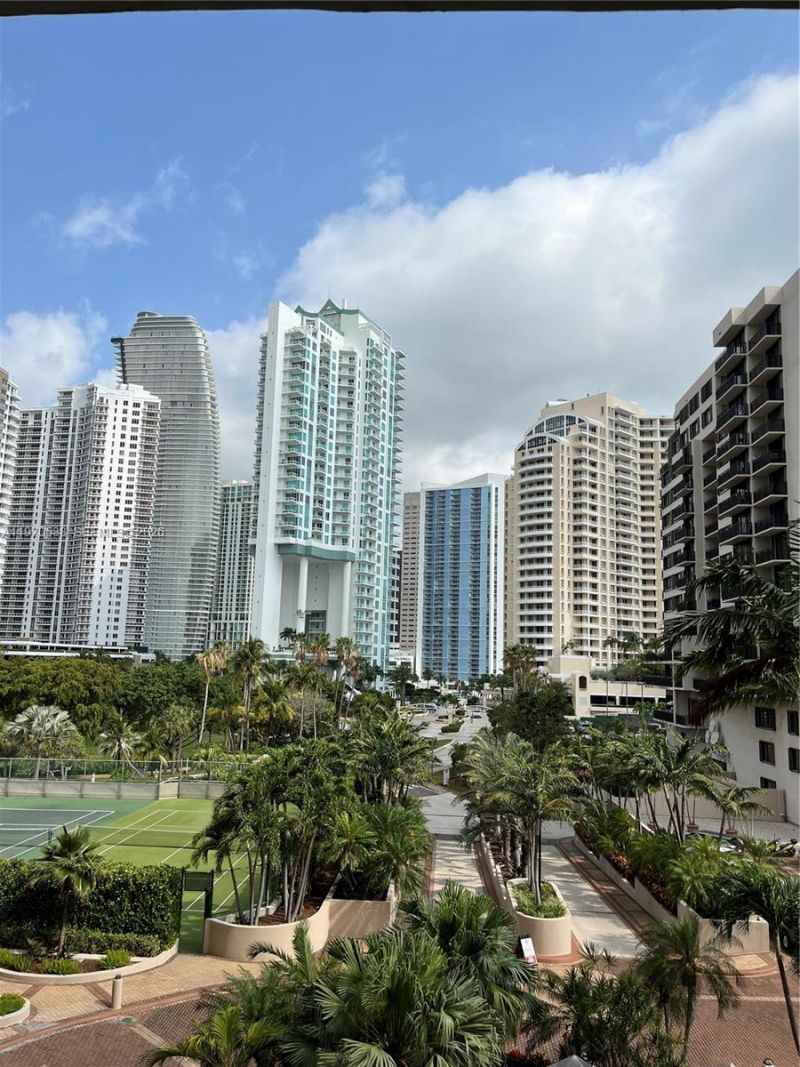 520 Brickell Key Dr , Unit A610, Miami, FL 33131 Photo