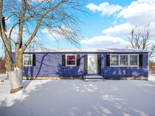 2322 W Loves Lane, Crete, IL 60417