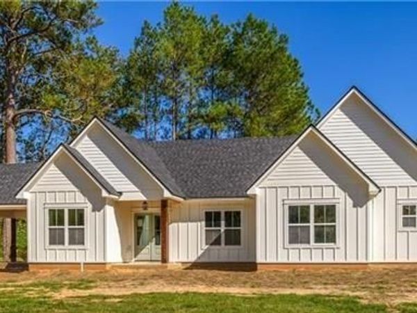 11160 HIGHWAY 28 EAST Highway, Pineville, LA 71360