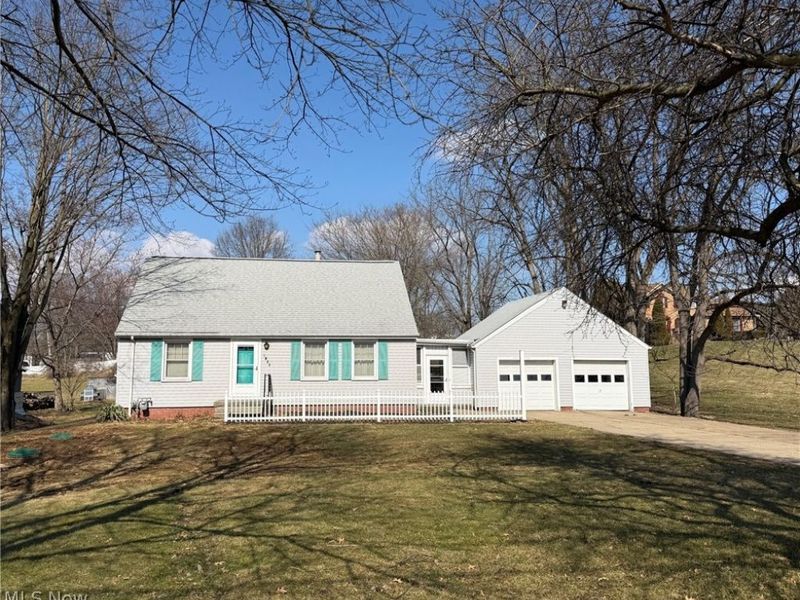 2229 Schneider Street NW, North Canton, OH 44720 Photo 1