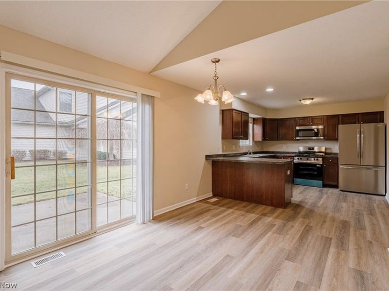 4595 Creekside Drive, Brimfield, OH 44240 Photo 8