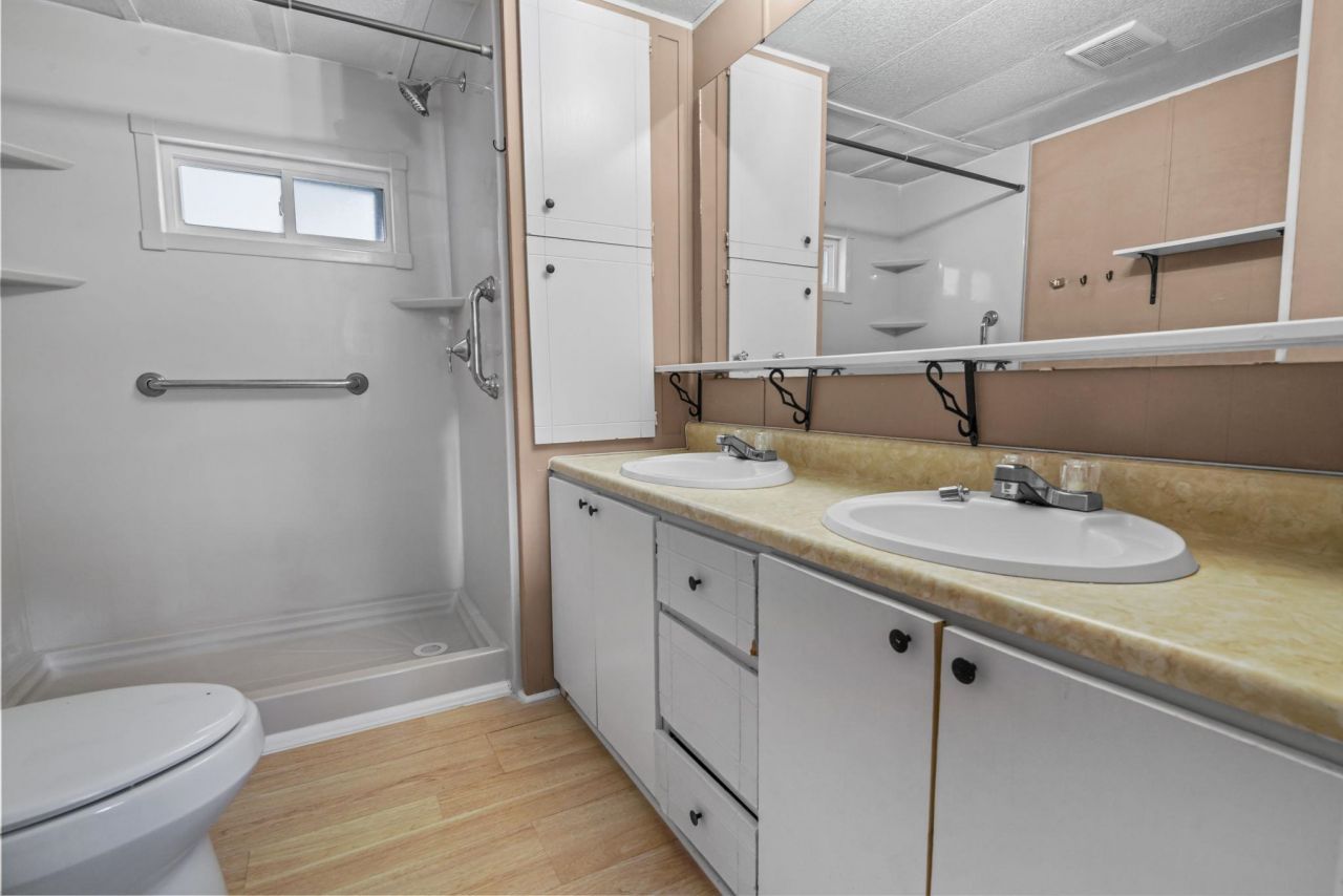 2975 Montgomery Trail  Photo 16