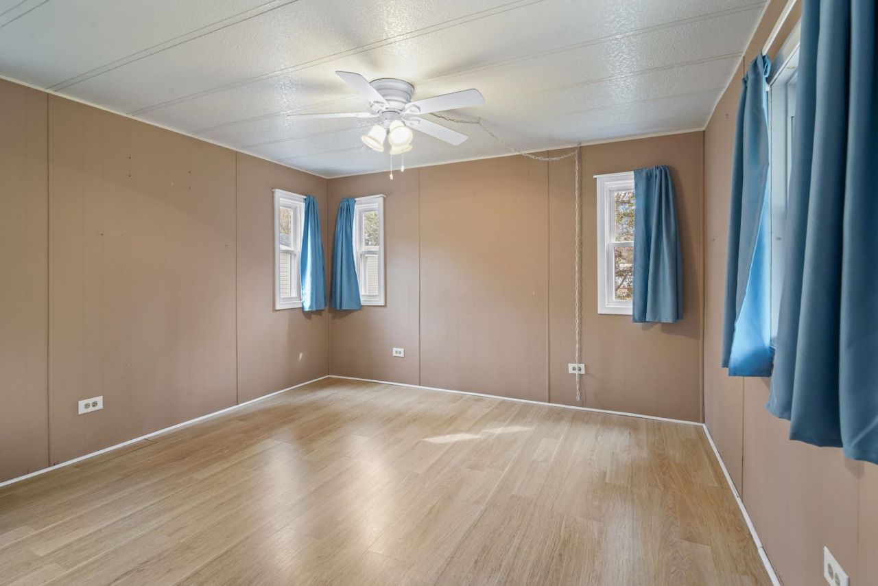 2975 Montgomery Trail  Photo 17