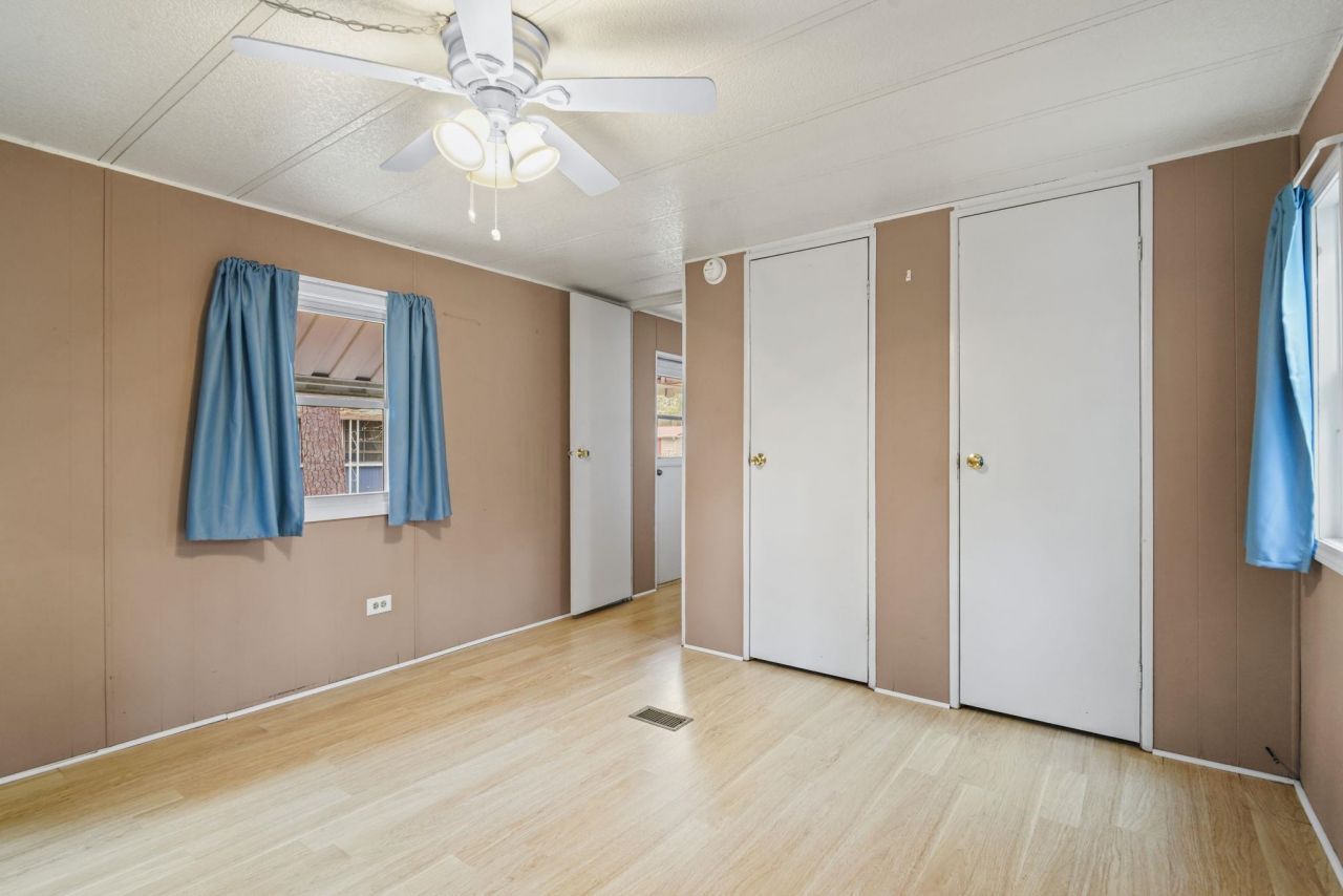 2975 Montgomery Trail  Photo 18