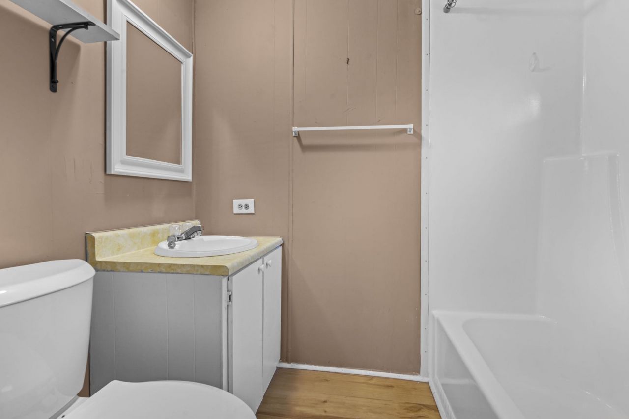 2975 Montgomery Trail  Photo 22