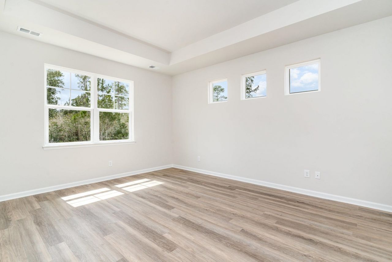 727 Hadara Dr Photo 16